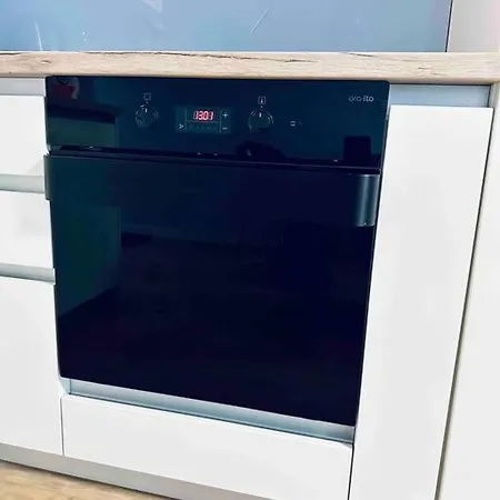 Modern Turquoise Apartment/free Wifi Sofia