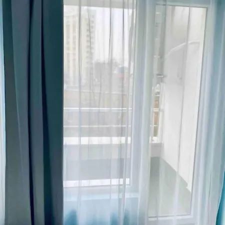 Lejlighed Modern Turquoise Apartment/free Wifi