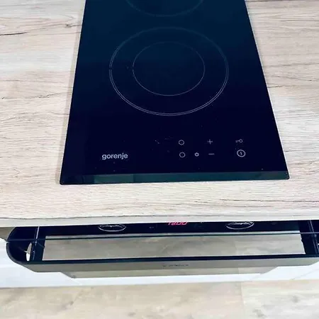 아파트 Modern Turquoise Apartment/free Wifi