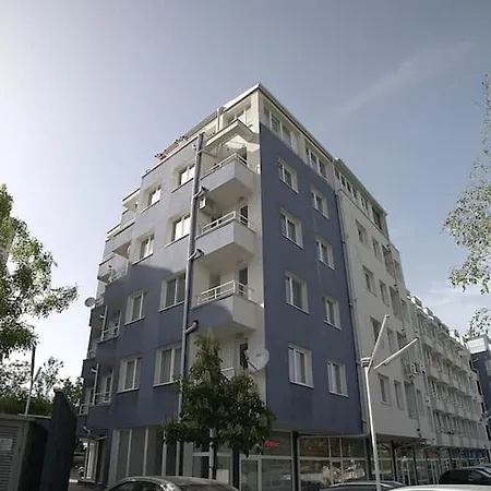 Modern Turquoise Apartment/free Wifi 아파트 소피아