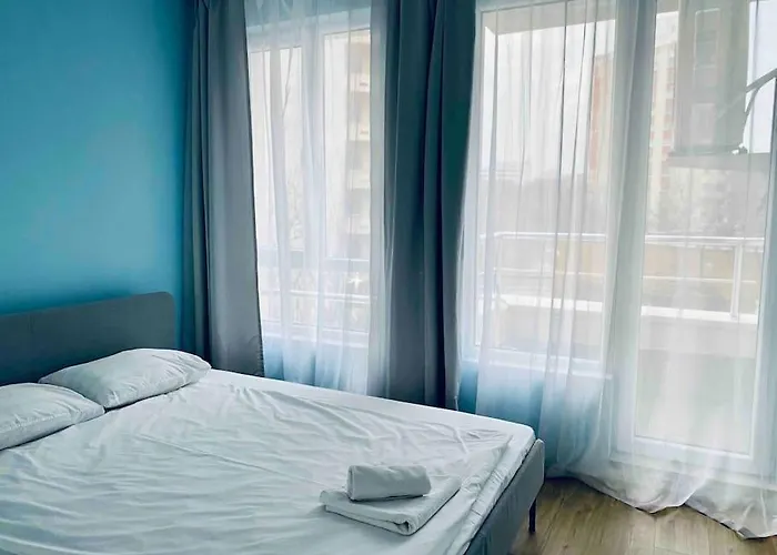 Modern Turquoise Apartment/free Wifi *