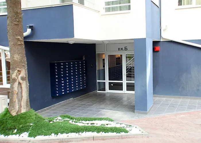 Modern Turquoise Apartment/free Wifi Sofia